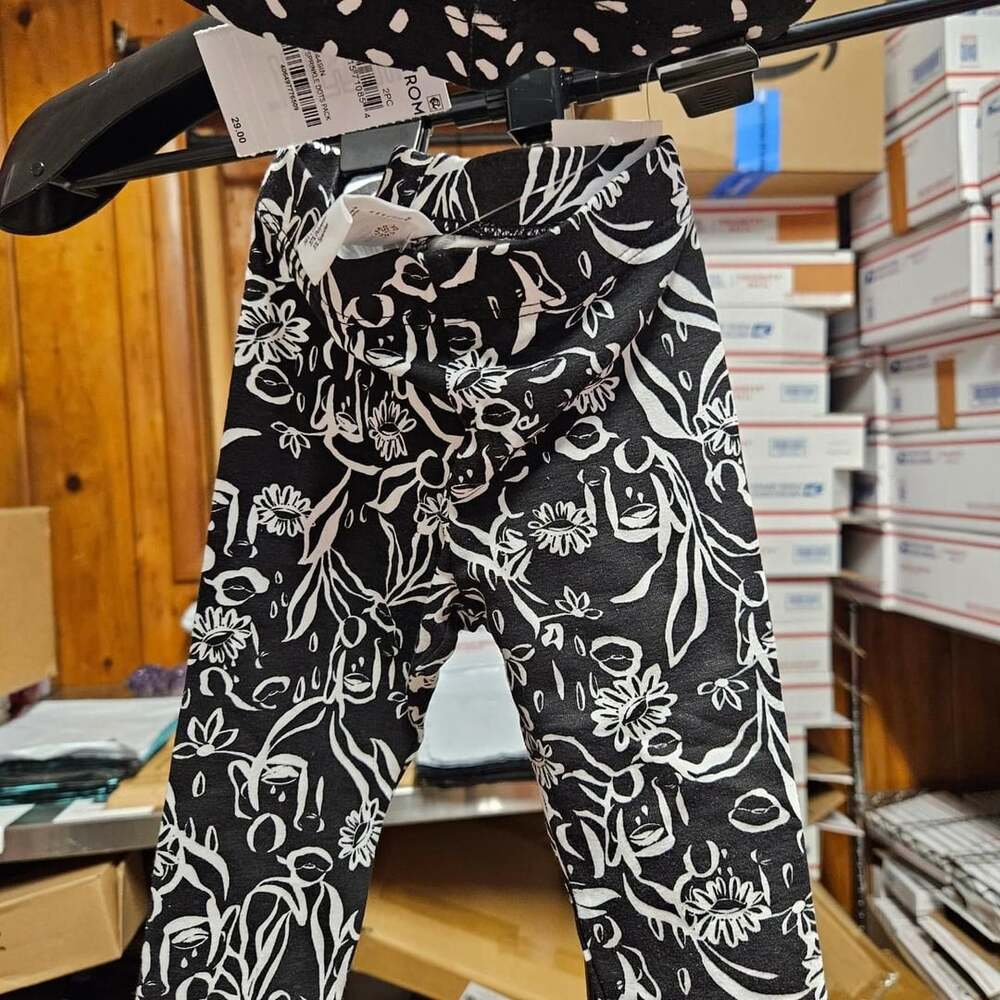 (197) Nordstrom 2PC Leggings 9M